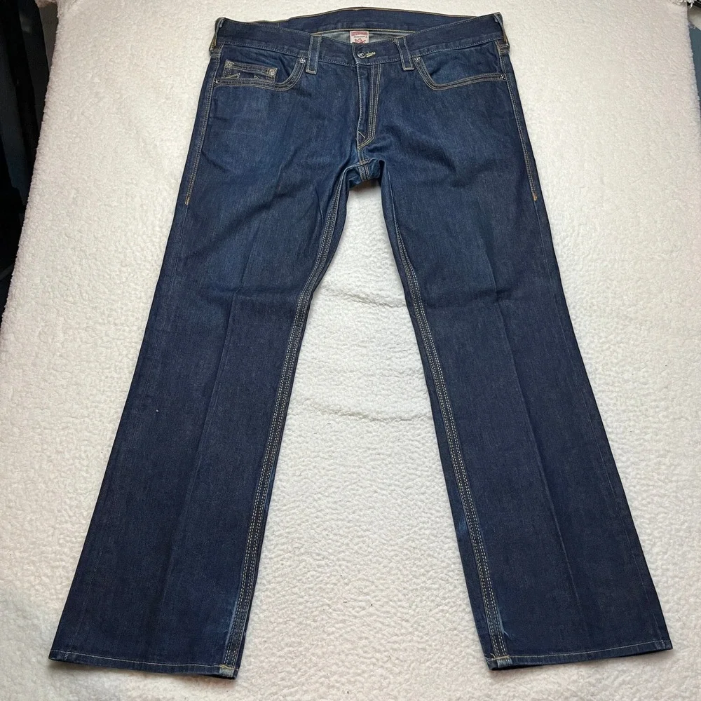 True Religion Jeans Mens 40 Blue Made in USA Straight Leg Contrast Stitch Denim
